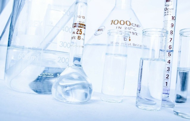 laboratory glass equipment
