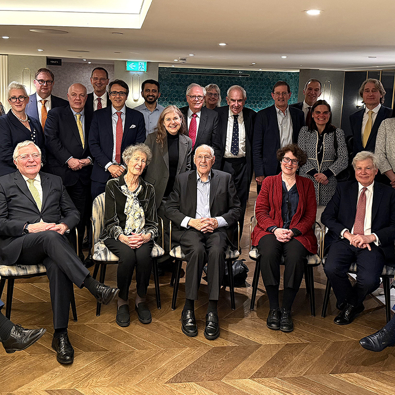 Professor Sir Roy Goode sat with members of the CCLS community from past and present.