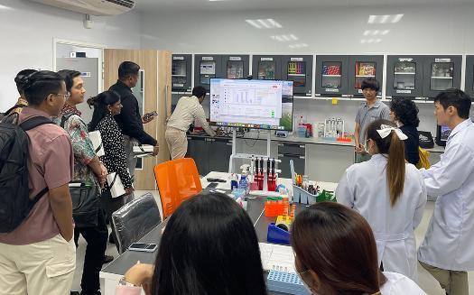 Global collaborations in genomic health research