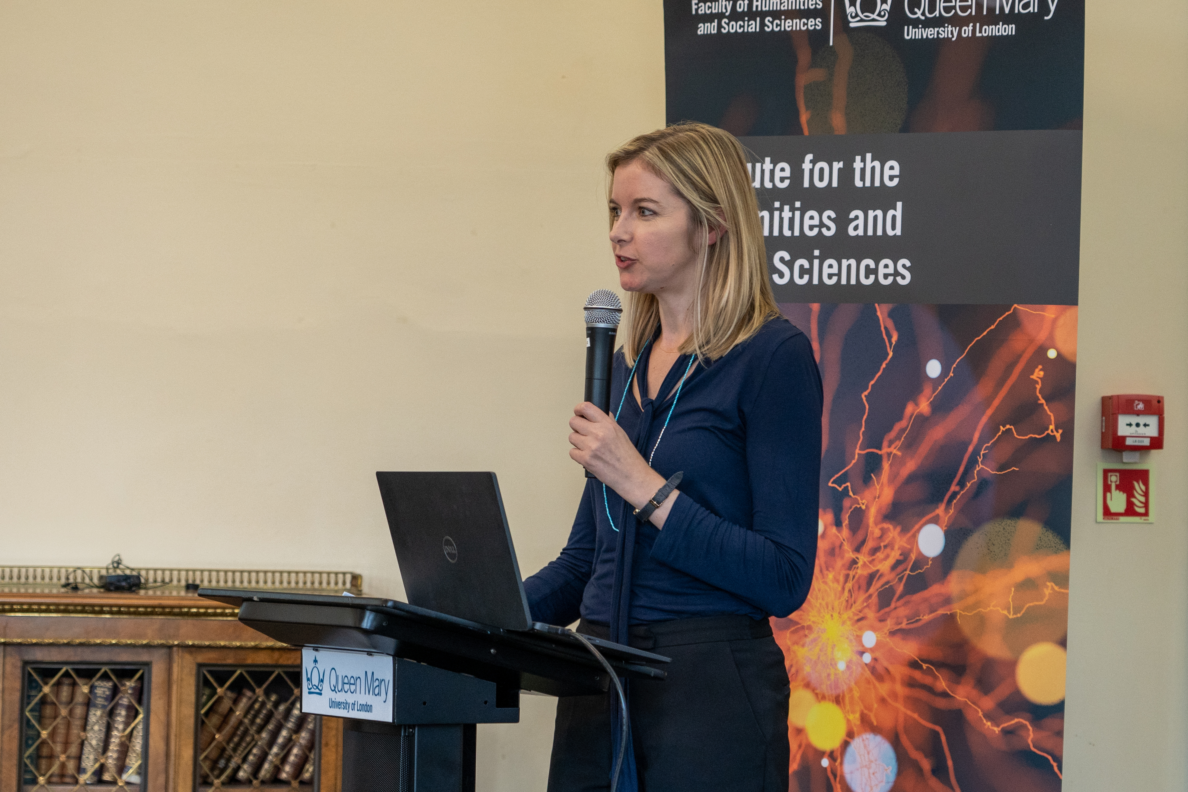 Dr Candice Howarth