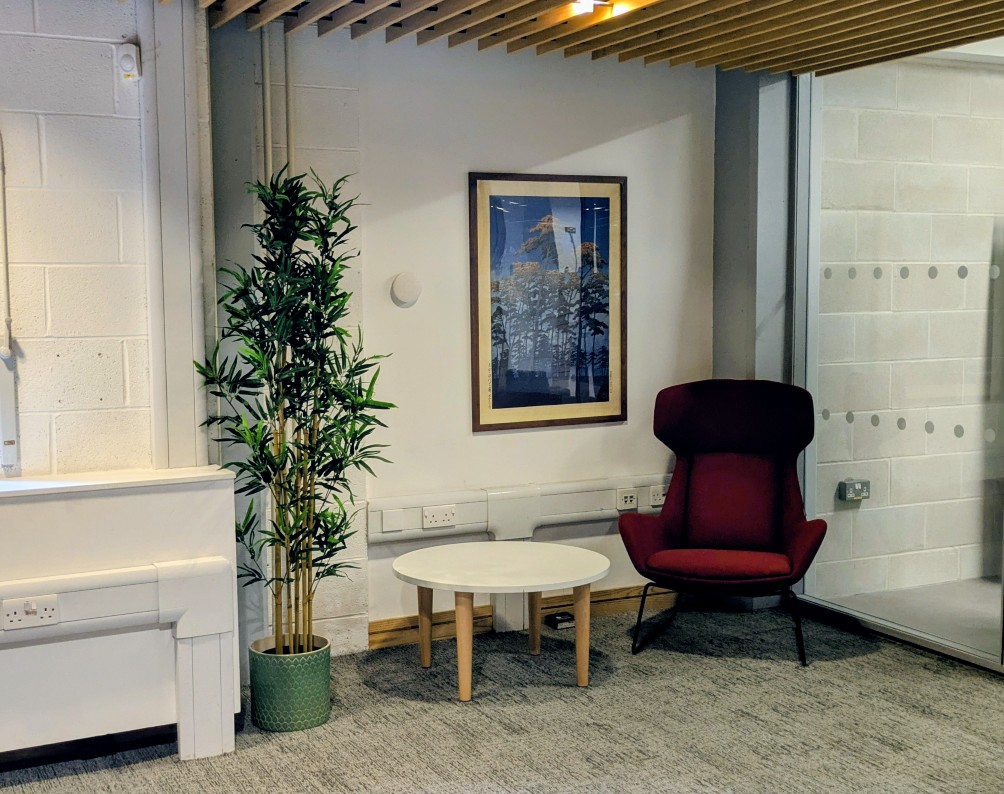 Armchair and coffee table in Calm Zone