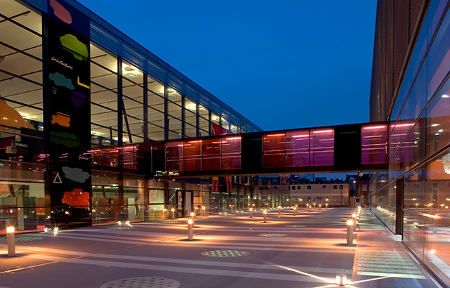 Blizard Building at Night - Morley von Sternberg