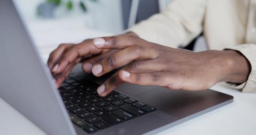 Enhancing asynchronous education (QMplus)