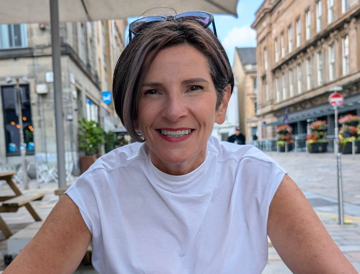 A headshot of Prof. Jennifer Smith